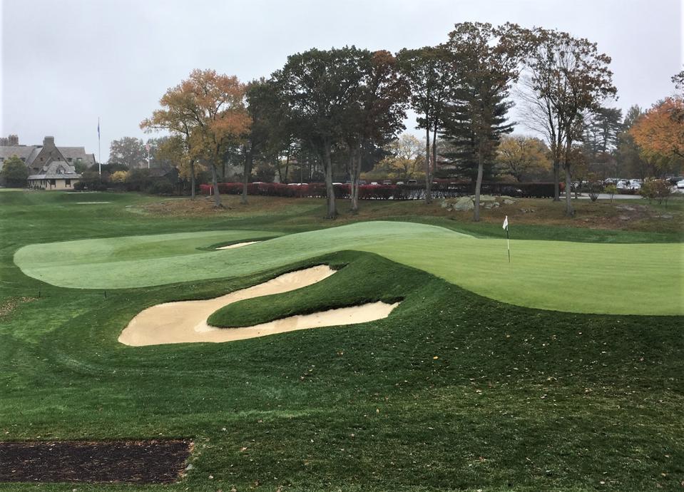 Winged Foot (West), Scarsdale, New York Golf course information and