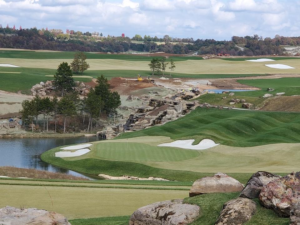 Tiger Woods First Public U S Golf Course Is Awesome