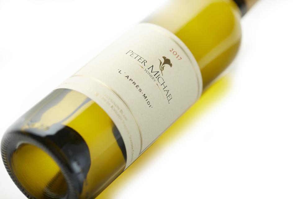 The Peter Michael ″L'Après-Midi″ 2017, a Sauvignon Blanc-based blend, is fantastically food-friendly, especially given its sense of concentration and structure.