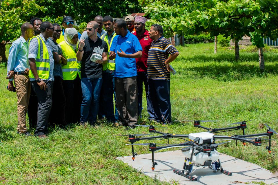 Training session on the DJI Agras MG1-S spray drone against malaria, in Tanzania.