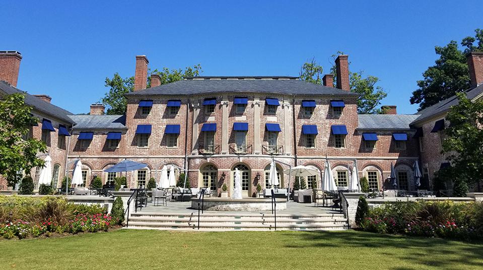 Take A Luxurious Trip Back In Time At This Virginia City