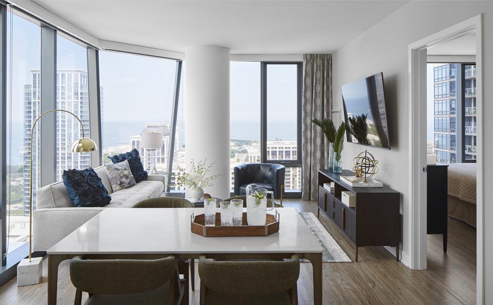 Model unit designed by Mary Cook Associates. According to Mary Cook, ″mid-century modern design is the antithesis of fussy.″