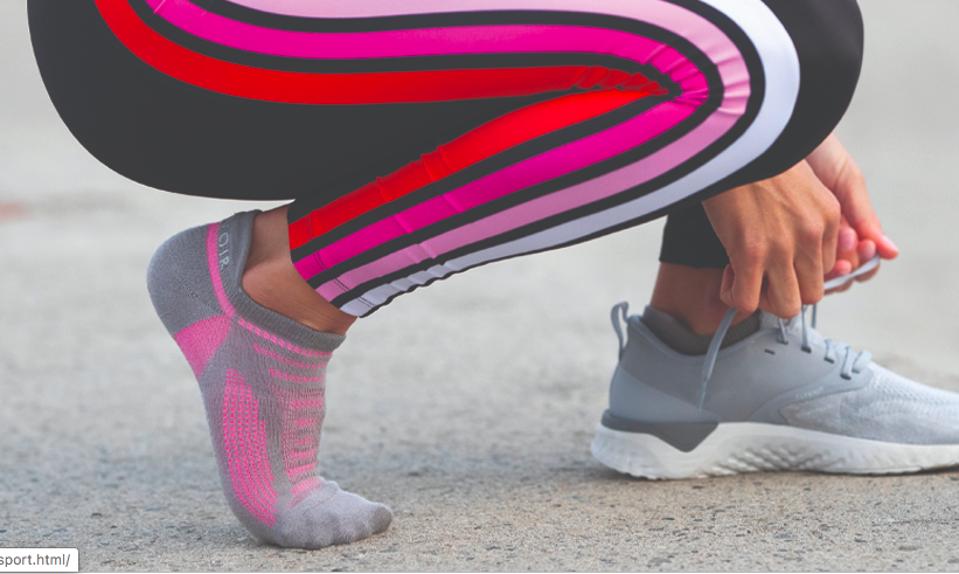Stylish sport socks from Tavi Noir