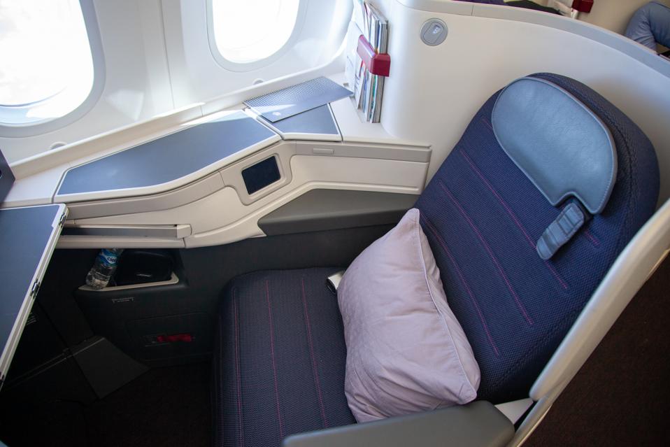 A Ride Onboard Aeromexico S Very Comfortable 787 9 Business