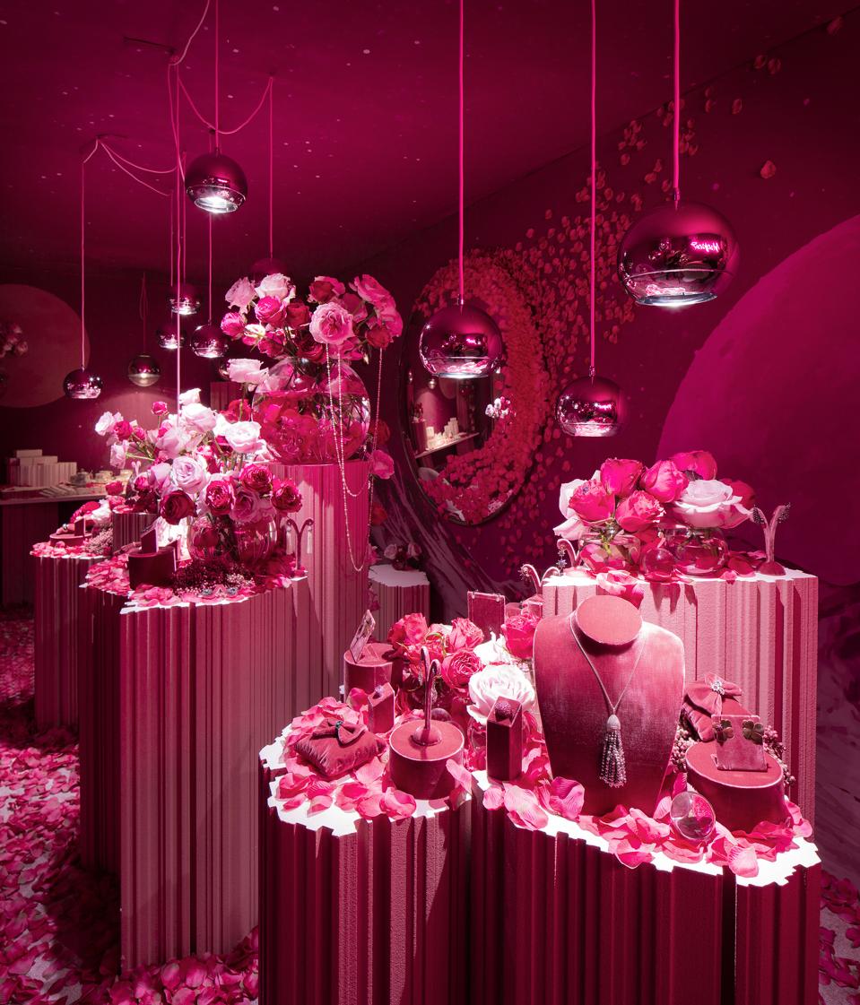 Gstaad Palace Hotel showcases Margaret Jewels during annual Le Rosey weekend reunion