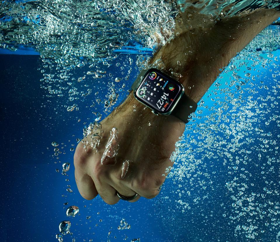 Cyber Monday Sales Apple Watch Series 4