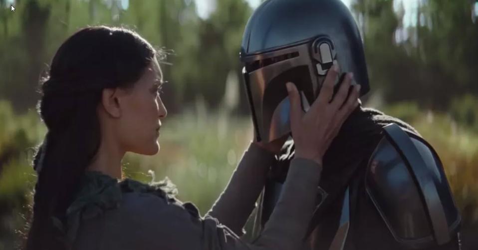 Get Mandalorian Takes Off His Helmet Scene PNG