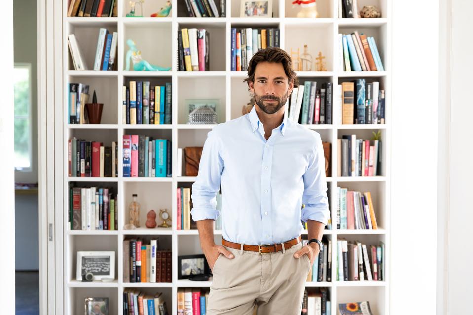 ledbury dress shirts The Blue Fine Twill Spread Shirt So go ahead How Ledbury Maximizes The Power