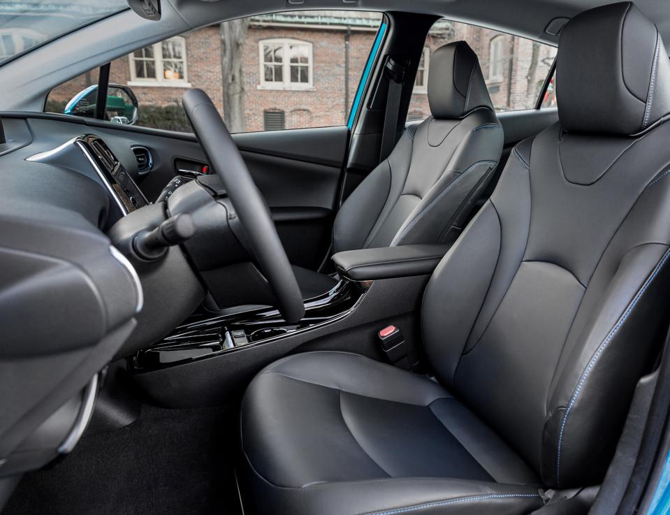 2019 Toyota Prius Xle Awd E Hybrid Test Drive And Review