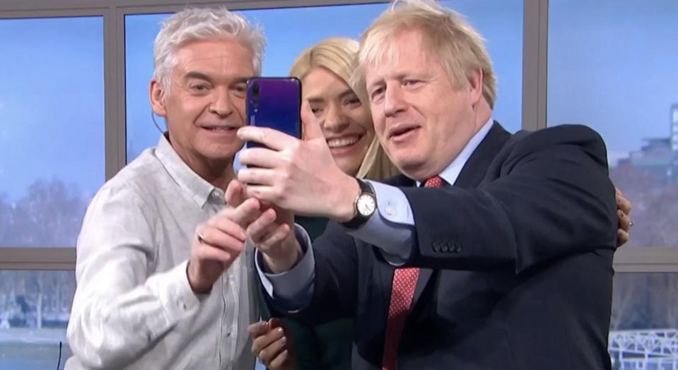 boris johnson s huawei p20 pro a threat