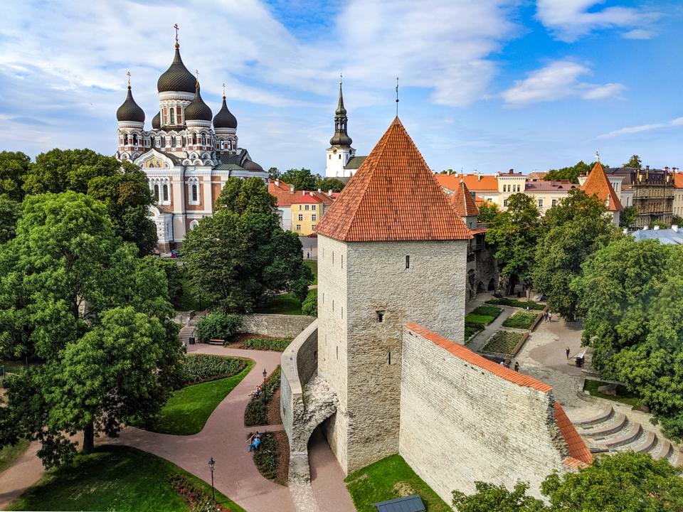 Exploring the Medieval Walls Of Tallinn, Estonia