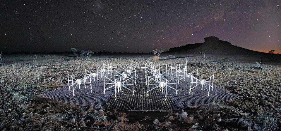 Murchison Widefield Array radio telescope