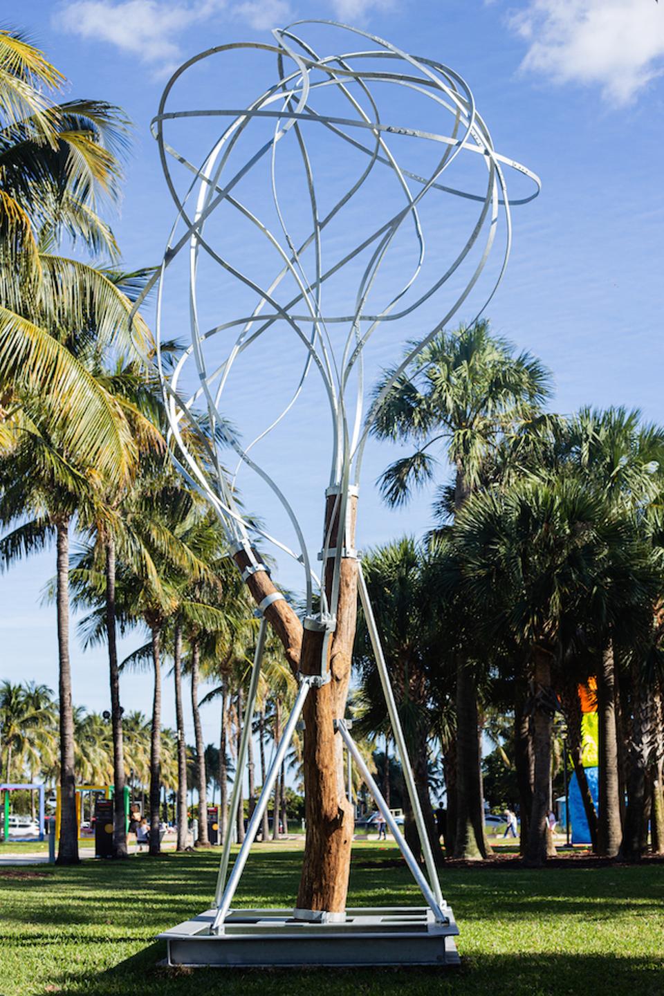 Pablo Reinoso, Still Tree, 2019