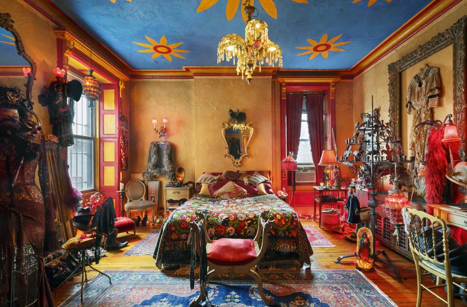 A New Book Documents The Last Apartments In New York City S Legendary Hotel Chelsea
