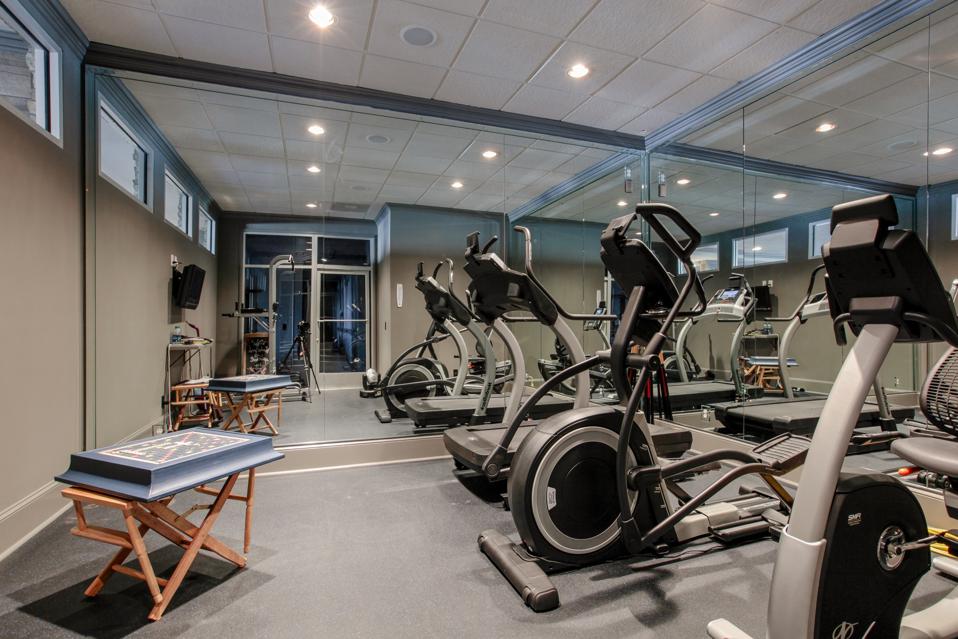 Kelly Clarkson Tennessee home