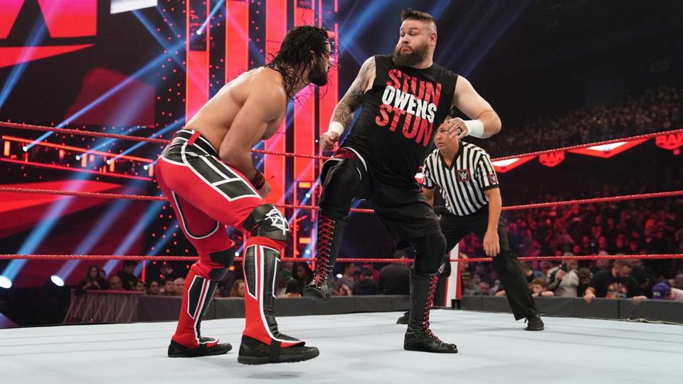 WWE Raw: Kevin Owens vs. Seth Rollins