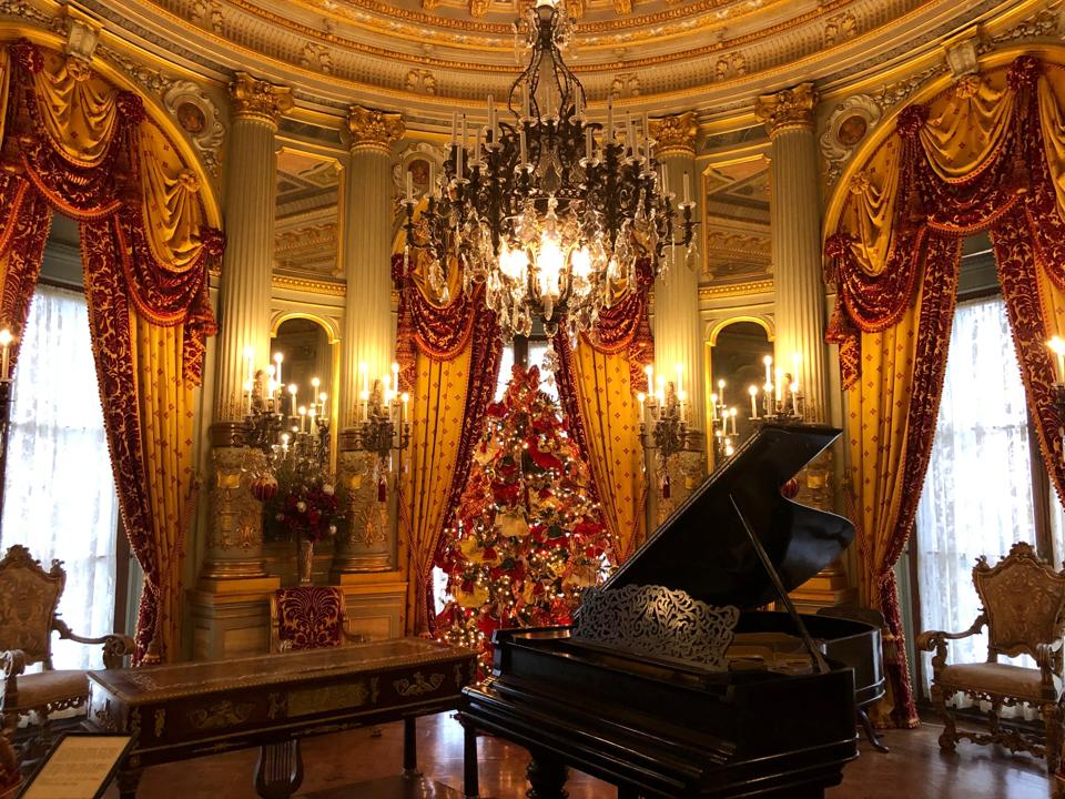 Christmas At The Newport Mansions The Grandest New England