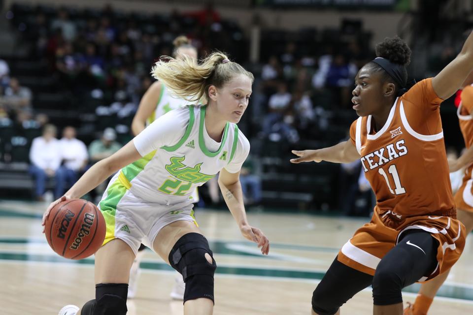 Kristyna Brabencova Brings Athletic Lineage From Czech Republic To