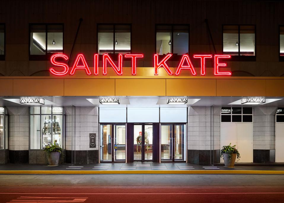 Milwaukee Saint Kate hotel