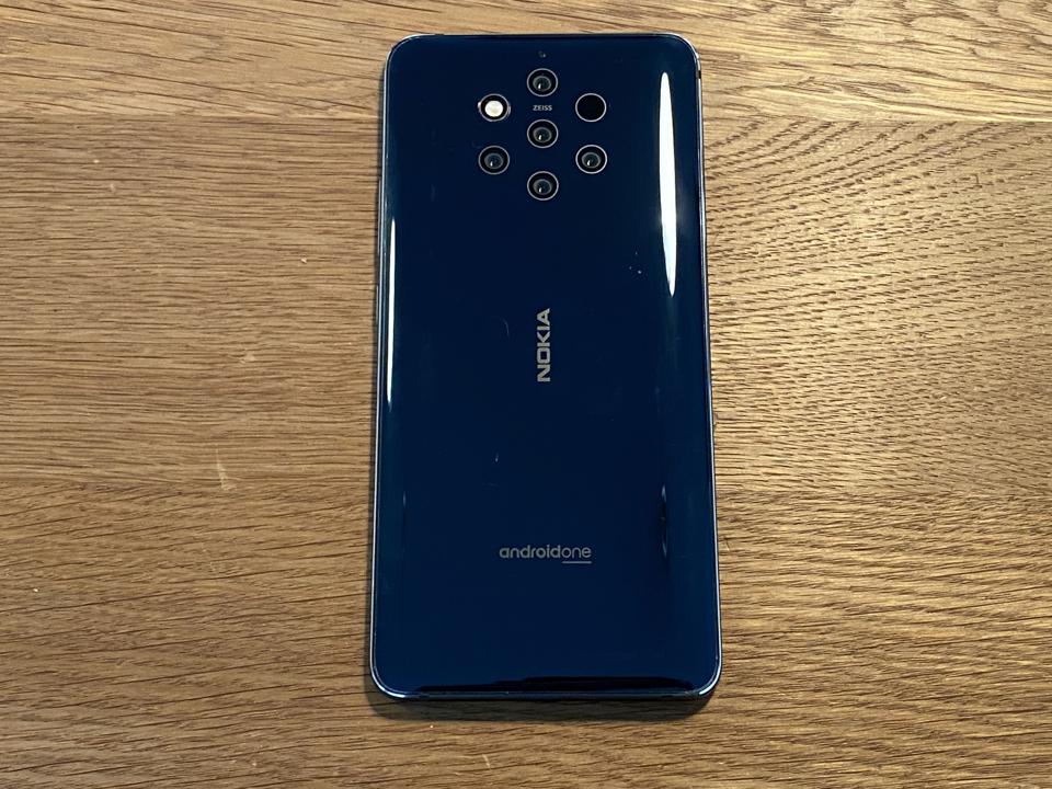 Iphone 11 To Samsung Galaxy Note 10 The 7 Best Smartphones Right