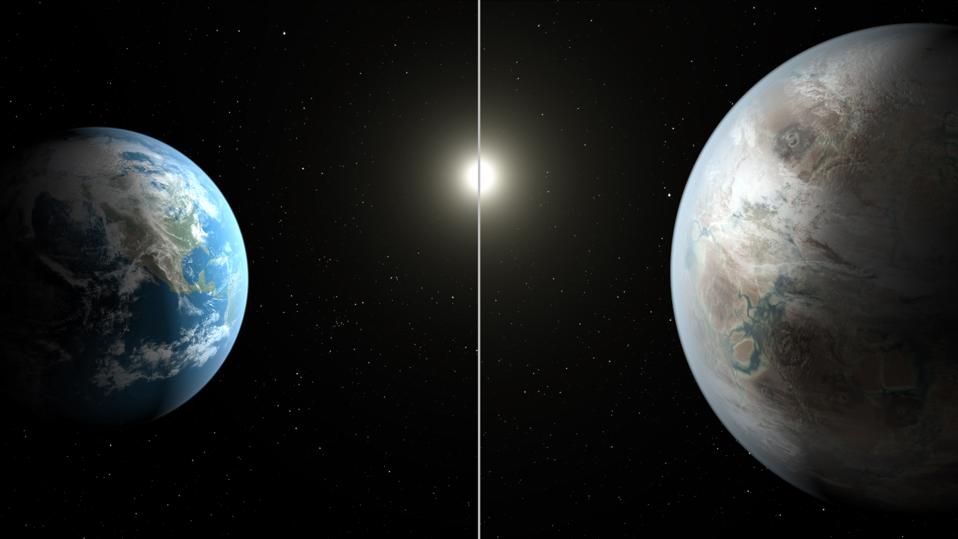 Il concetto di un artista del pianeta alieno Kepler-452b, il primo pianeta alieno vicino alla Terra da scoprire nella zona abitabile di una stella simile al sole. La NASA ha svelato la scoperta dell'esopianeta il 23 luglio 2015.