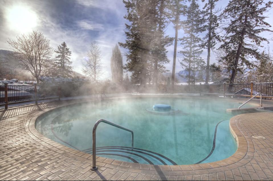 This Rocky Mountain Hot Springs Is Authentic, Quiet, And Absolutely
