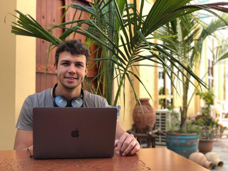 More Americans Try The Digital Nomad Lifestyle