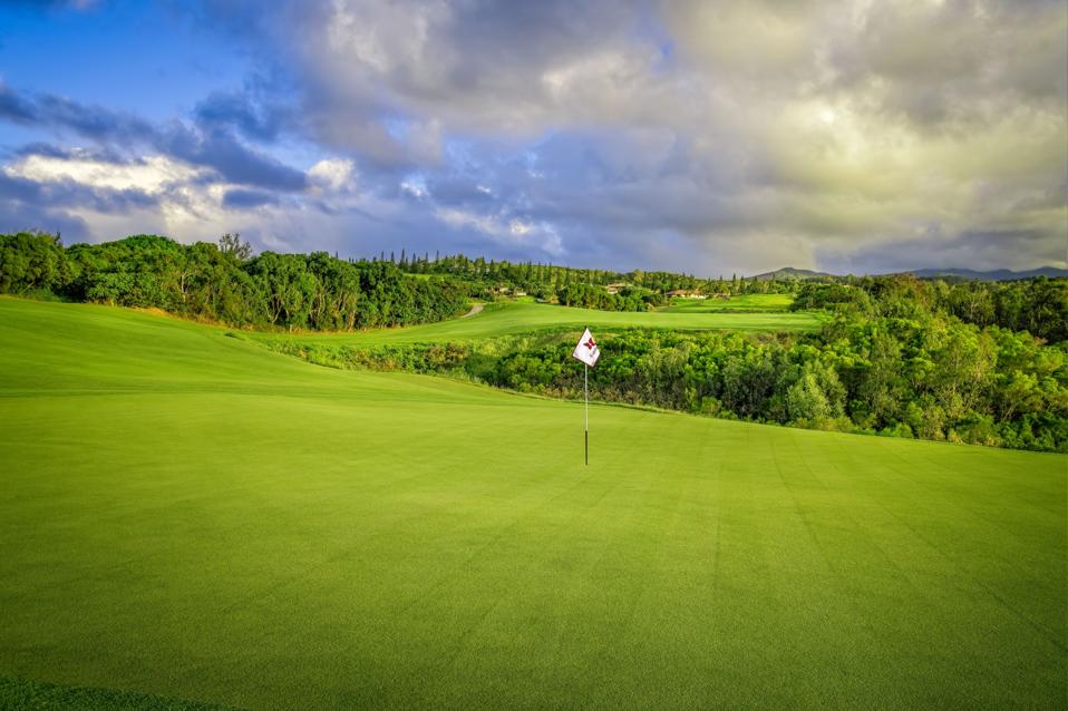 Maui’s Six Best Public Golf Courses, Including Kapalua’s Retooled