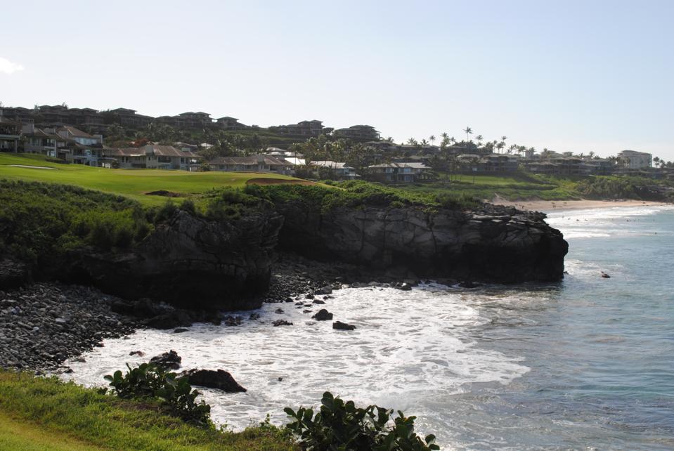 Maui’s Six Best Public Golf Courses, Including Kapalua’s Retooled
