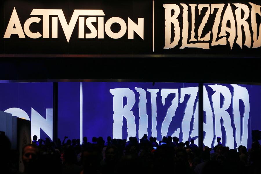 How Does Activision Blizzard's Revenue And Other Key Metrics Compare With That of Electronic Arts?