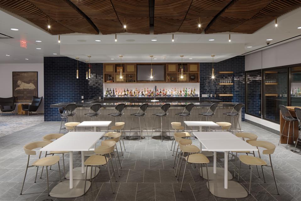 New American Express Centurion And Escape Lounges Open In Phoenix Airport