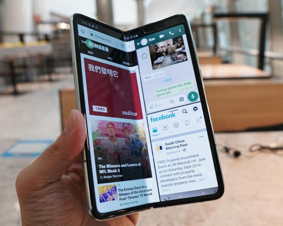 The original Galaxy Fold got the idea right.