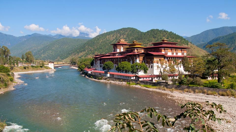 Sailing-Stream.fr ⚓ Les 20 nouveaux hôtels internationaux les plus excitants à découvrir en 2020 ⚓ Punakha