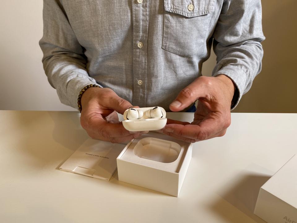 AirPods Pro: Update May Not Have Affected Noise-Canceling After All