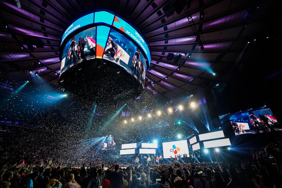 KCON 2020 thông báo thời gian và địa điểm tổ chức concert