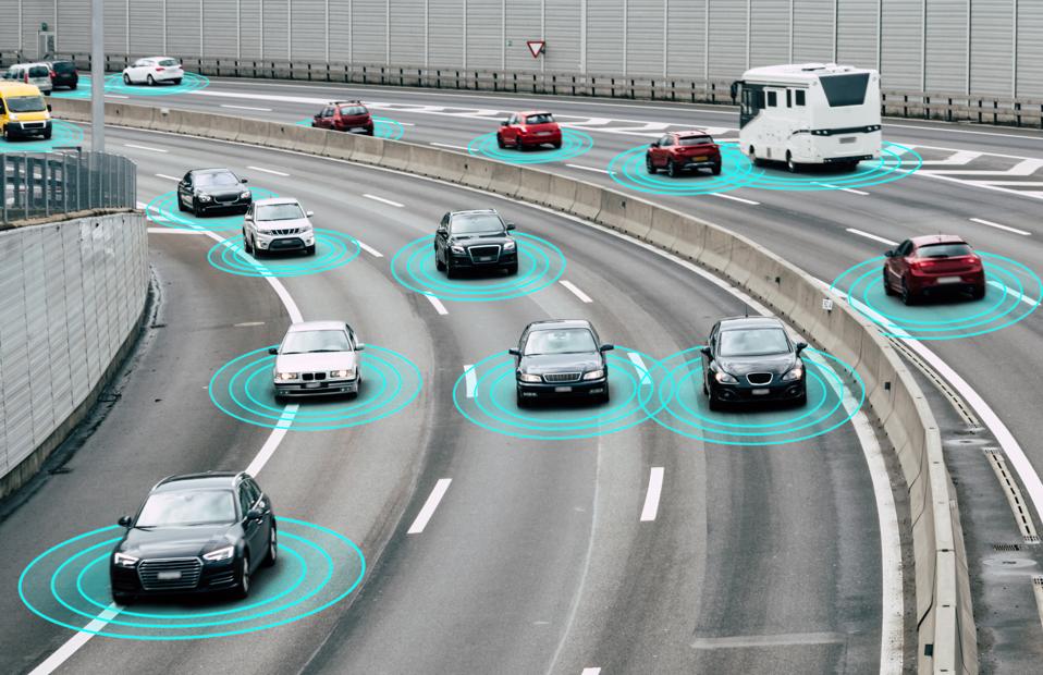 Voitures autonomes sur la route