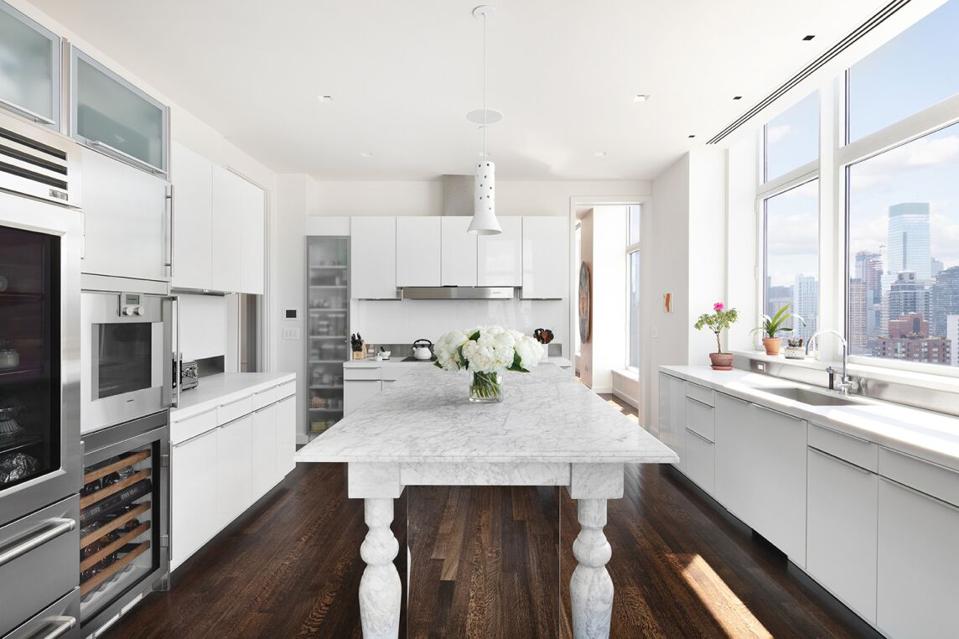 Jennifer Lawrence kitchen