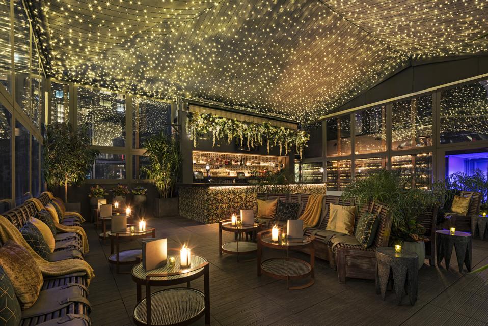 9 Manhattan Rooftop Bars To Enjoy This Winter