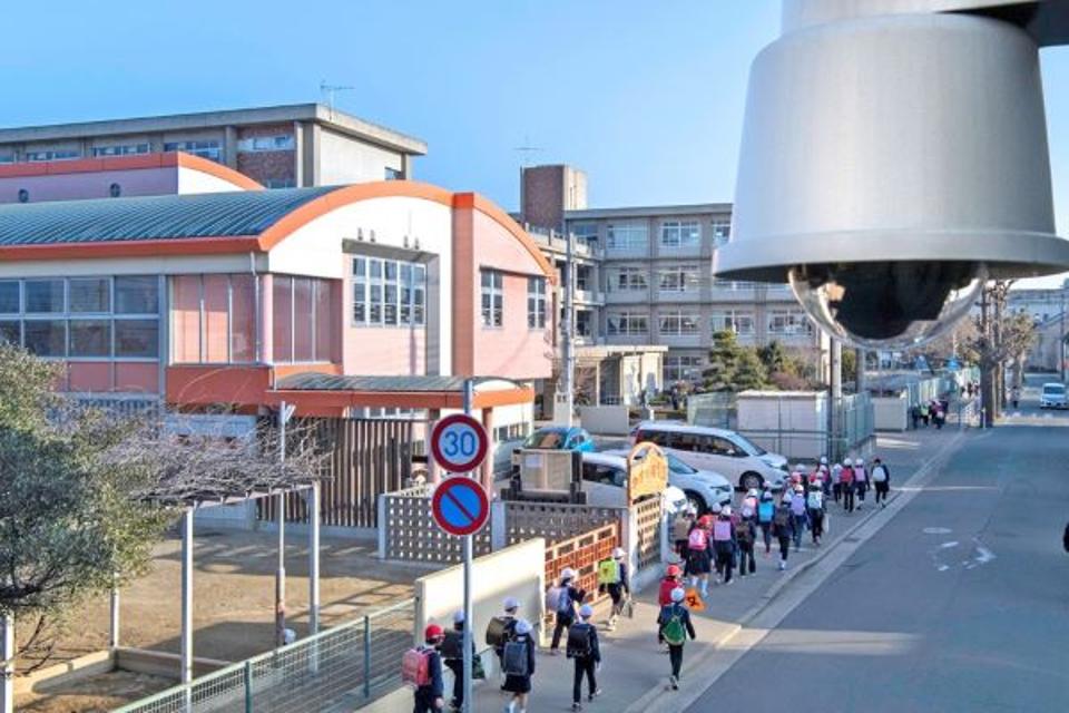 Kakogawa City installed about 1,500 networked cameras