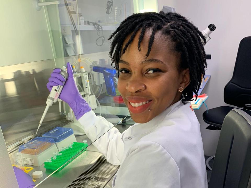 Nathasia Muwanigwa, from Visibility STEM Africa, in the lab at the Luxembourg Centre for Systems Biomedicine. 