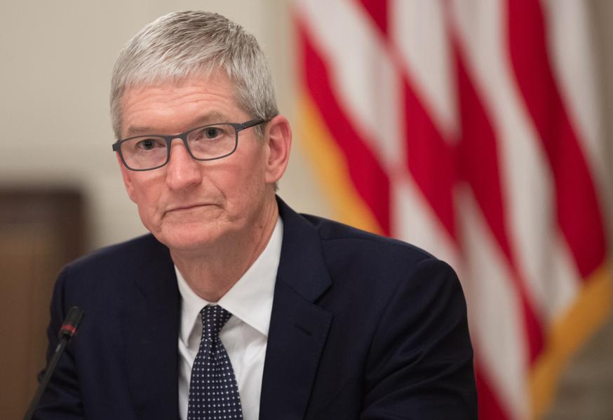 Apple, Starbucks Face Different Challenges In Coronavirus Outbreak
