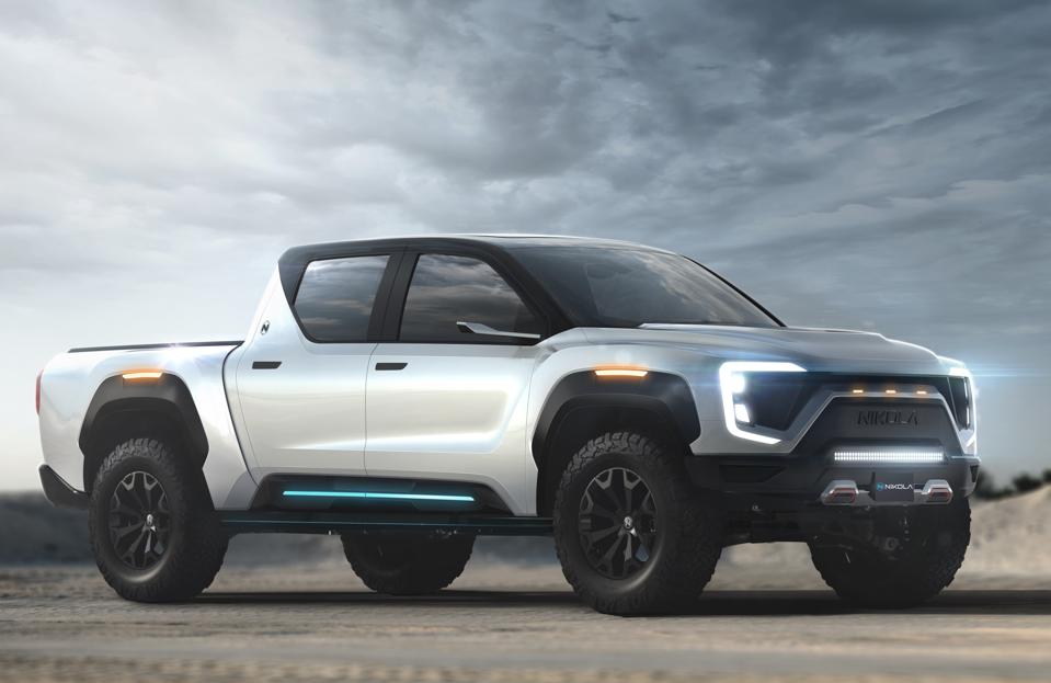 Nikola says its Badger pickup will travel up to 600 miles using battery and hydrogen fuel cell power