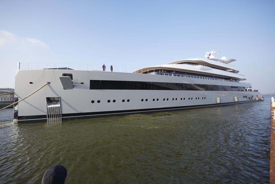 The Launch Of Feadship S Two New Superyachts Shows Superyacht Demand Stronger Than Ever