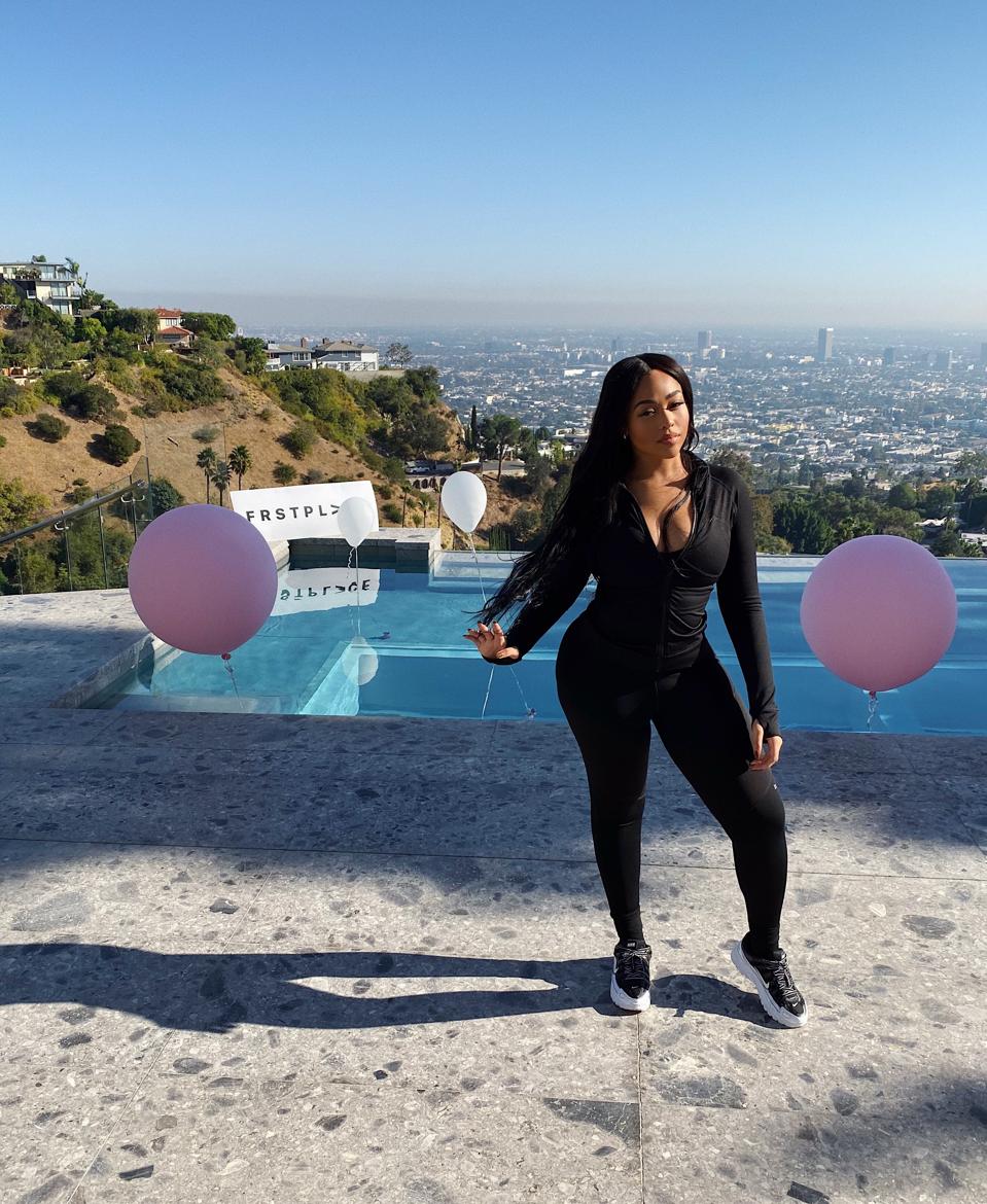 Jordyn Woods Mom Net Worth Jordyn Woods Attends Uoma Beauty