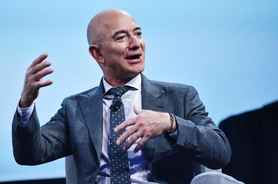 Billionaire Jeff Bezos Buys Historic Beverly Hills Estate For Record $165 Million