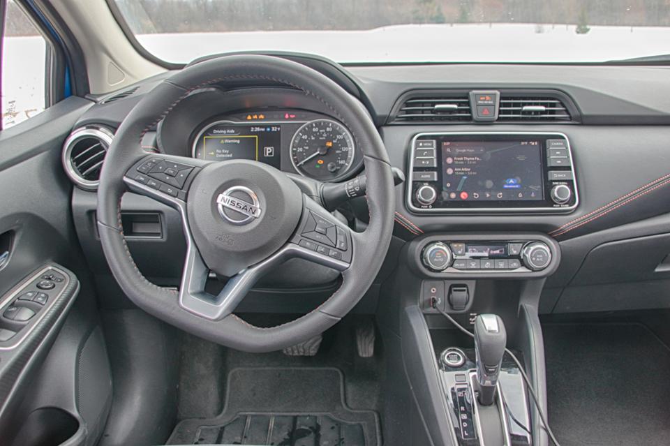 2020 Nissan Versa SR CVT