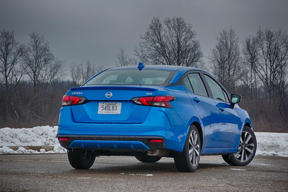 2020 Nissan Versa SR CVT