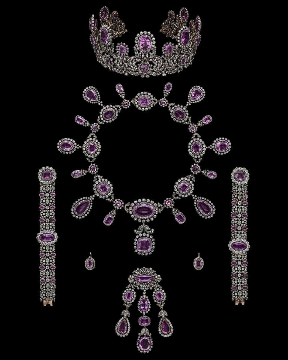 Historic jewels