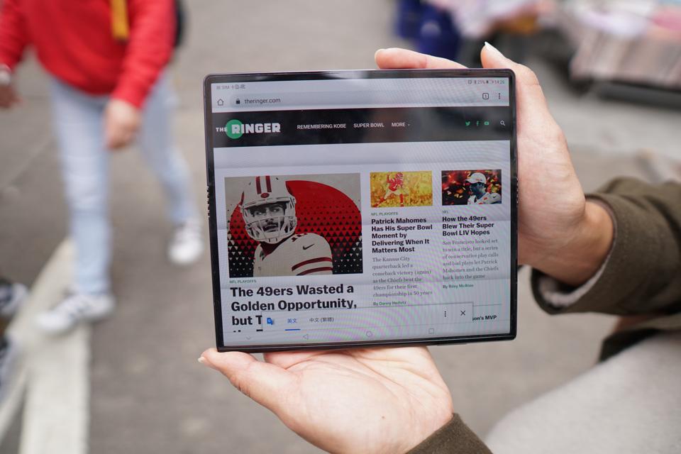 The display doesn’t have as noticeable a crease.