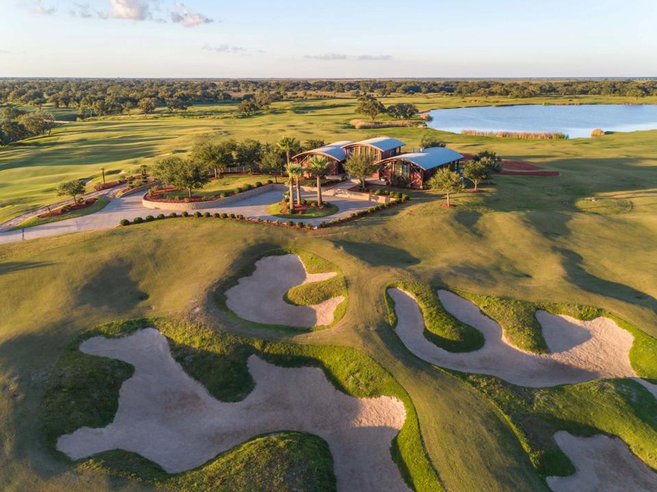 Texas Ranch Including Wolf Point Golf Club Goes On Auction Block